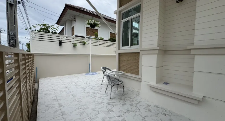 Casa en venta de 3 habitaciones en Bang Bo, Samut Prakan