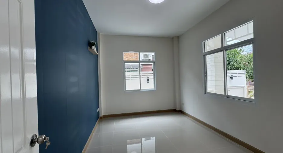 Casa en venta de 3 habitaciones en Bang Bo, Samut Prakan