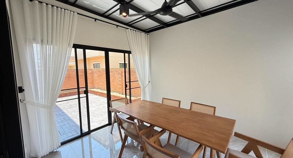 For rent 4 bedrooms house in Mae Rim, Chiang Mai