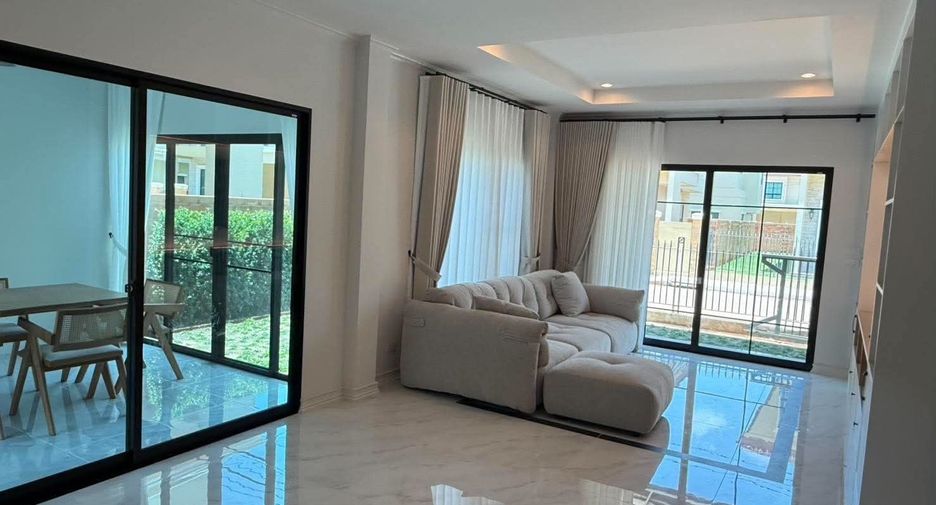 For rent 4 bedrooms house in Mae Rim, Chiang Mai