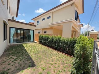 For rent 4 bedrooms house in Mae Rim, Chiang Mai