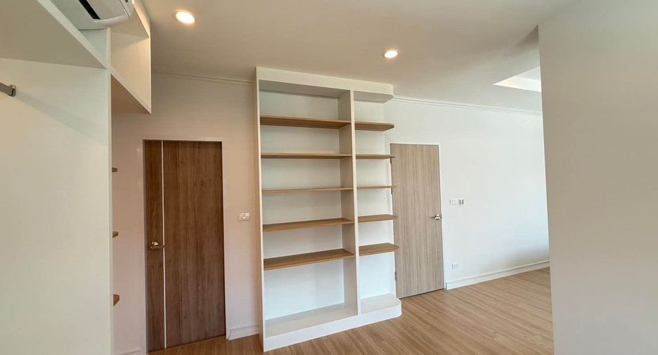 For rent 4 bedrooms house in Mae Rim, Chiang Mai