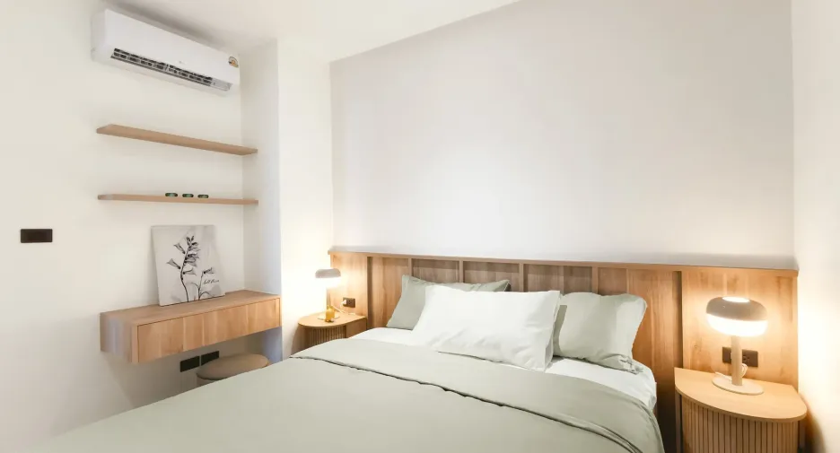 For sale 3 bedrooms condo in Khlong Toei, Bangkok