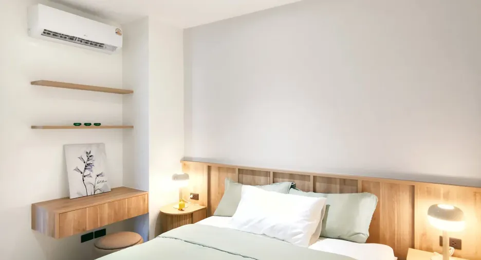 For sale 3 bedrooms condo in Khlong Toei, Bangkok