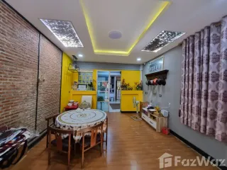 For sale and for rent 5 bedrooms townhouse in Lat Phrao, Bangkok