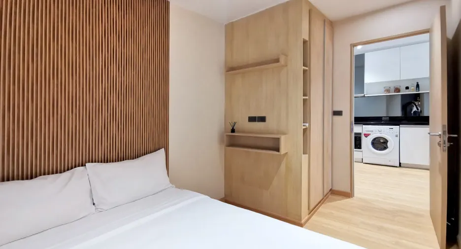 For rent 2 bedrooms condo in Khlong Toei, Bangkok