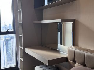 For sale and for rent studio condo in Khlong Toei, Bangkok