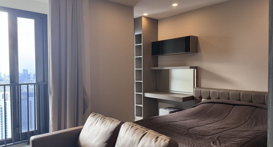 Condo en venta y en alquiler de estudio en Khlong Toei, Bangkok