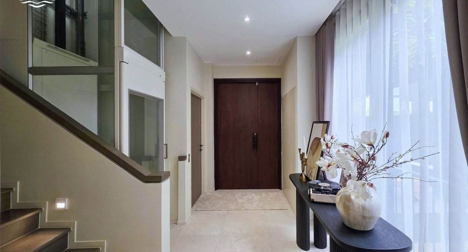 Casa en alquiler de 4 habitaciones en Rat Burana, Bangkok