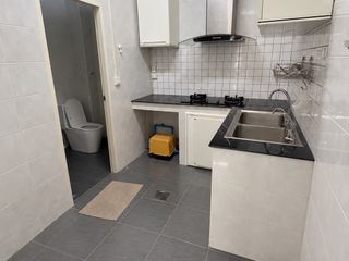 For sale 2 bedrooms retail Space in Sathon, Bangkok