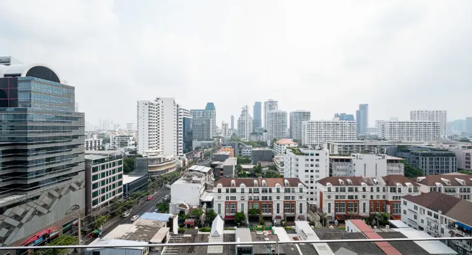 For rent 1 bed condo in Watthana, Bangkok