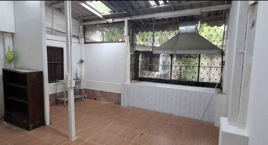 Gewerbefläche zur Miete in Saraphi, Chiang Mai