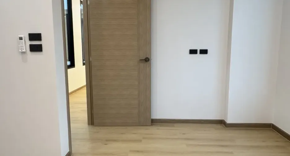 Casa en venta de 4 habitaciones en Hang Dong, Chiang Mai