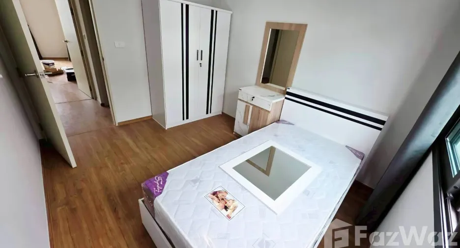 For rent 3 bedrooms townhouse in Bang Phli, Samut Prakan