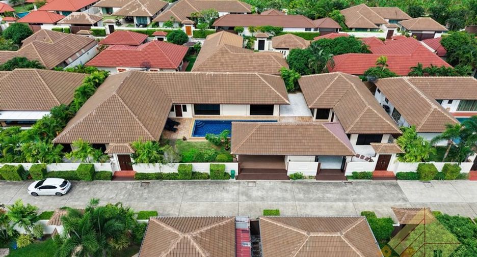 Haus zur Miete und zum Kauf mit 6 Zimmer in Bang Lamung, Chonburi