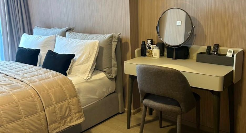 For rent 2 bedrooms condo in Chatuchak, Bangkok