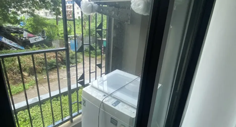 For rent studio condo in Bangkok Noi, Bangkok