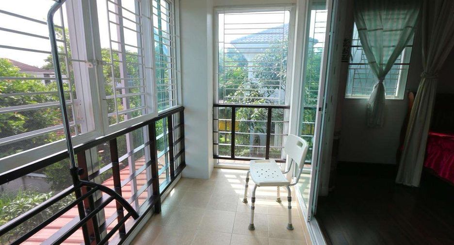 Casa en venta de 3 habitaciones en Doi Saket, Chiang Mai