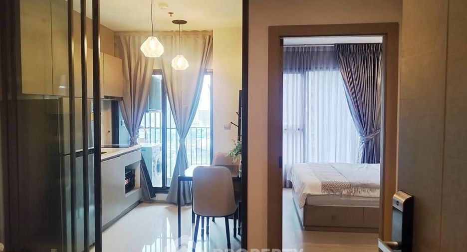 For sale 1 bed condo in Huai Khwang, Bangkok