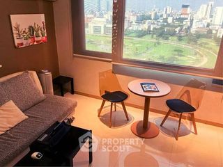 For rent 1 bed condo in Pathum Wan, Bangkok