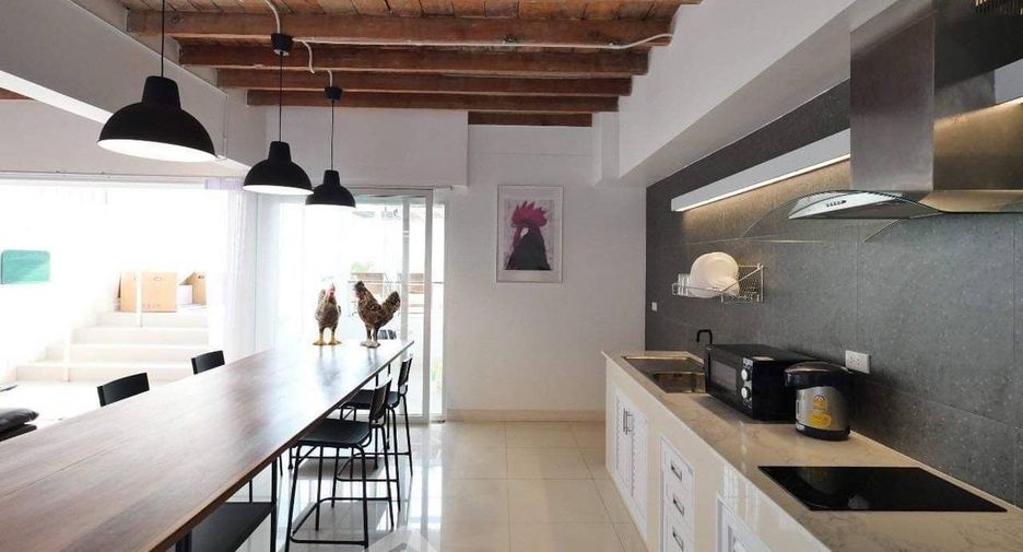 For rent 3 bedrooms house in Suan Luang, Bangkok