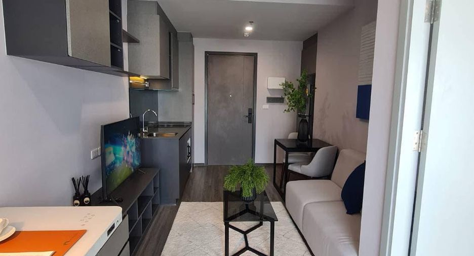 Wohnung zur Miete mit 1 Zimmer in Bang Rak, Bangkok