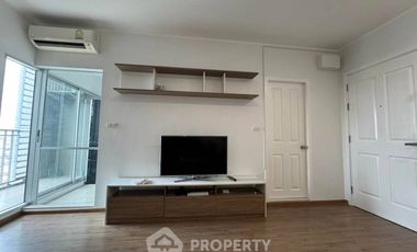 For rent 2 bedrooms condo in Thon Buri, Bangkok