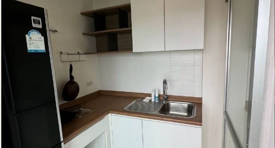 For rent 2 bedrooms condo in Thon Buri, Bangkok