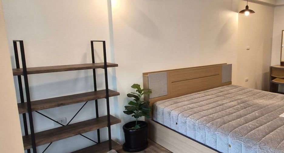 Condo en alquiler de 1 habitaciones en Khlong Toei, Bangkok