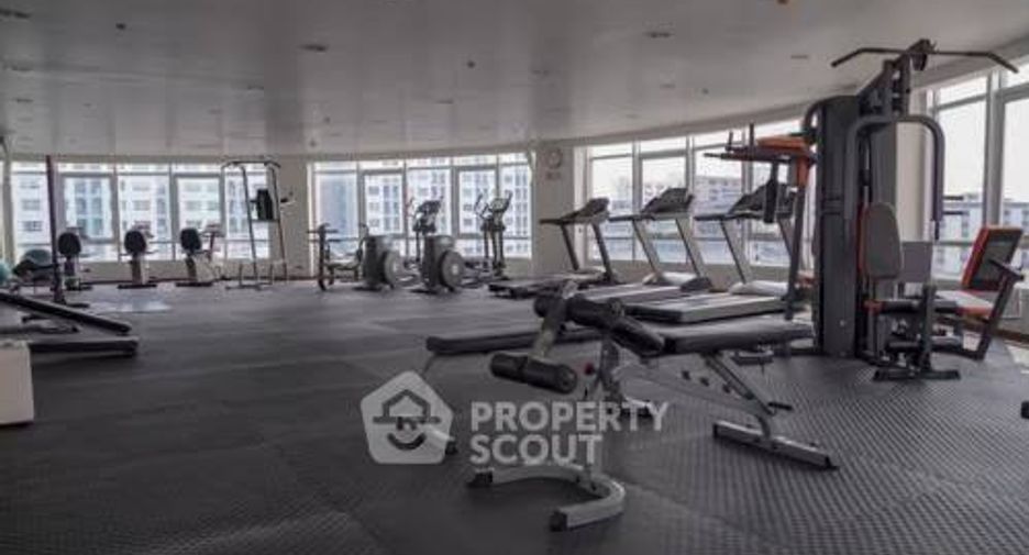 For rent 3 bedrooms condo in Bang Kapi, Bangkok
