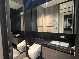 For rent 2 bedrooms condo in Pathum Wan, Bangkok