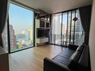 For rent 2 bedrooms condo in Pathum Wan, Bangkok