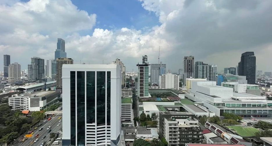 For rent 1 bed condo in Ratchathewi, Bangkok