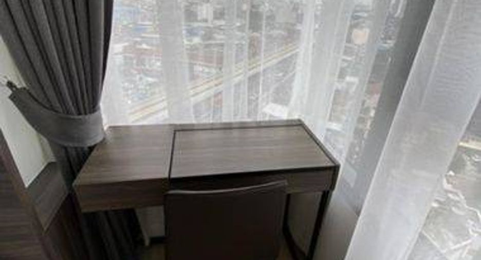 À louer 2 chambres condo à Chatuchak, Bangkok