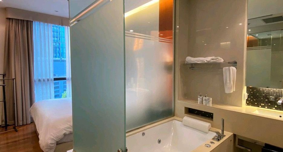 Condo en alquiler de 1 habitaciones en Khlong Toei, Bangkok