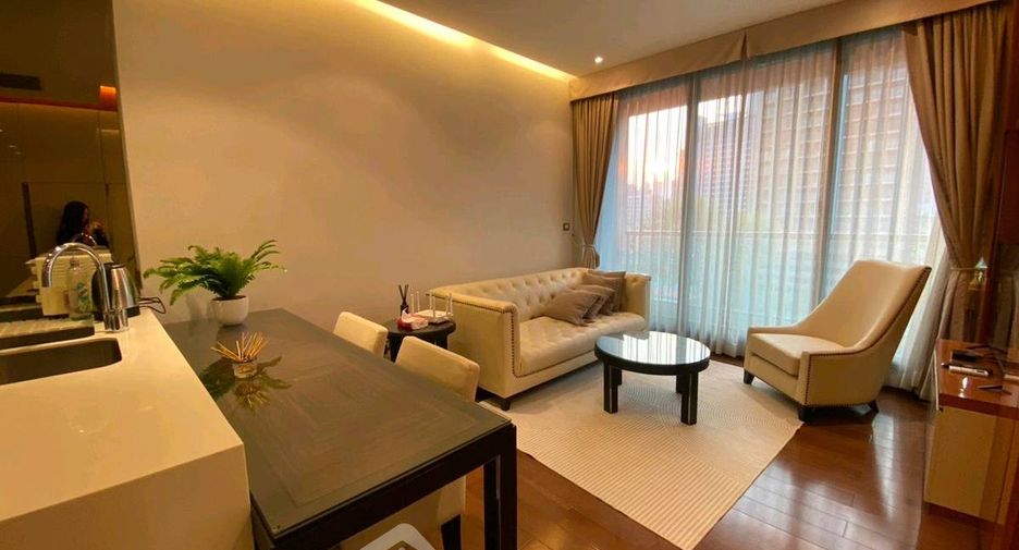 Condo en alquiler de 1 habitaciones en Khlong Toei, Bangkok