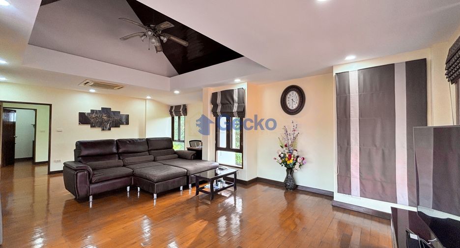 Haus zum Kauf mit 3 Zimmer in Bang Lamung, Chonburi