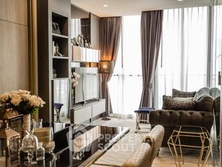 For rent 2 bedrooms condo in Pathum Wan, Bangkok