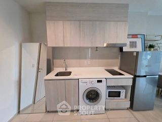 For rent 2 bedrooms condo in Pathum Wan, Bangkok