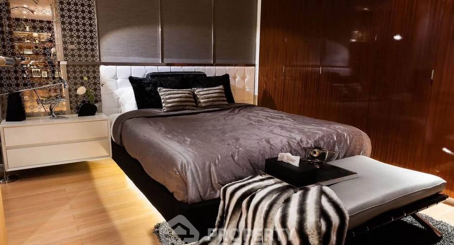 Wohnung zur Miete mit 2 Zimmer in Yan Nawa, Bangkok