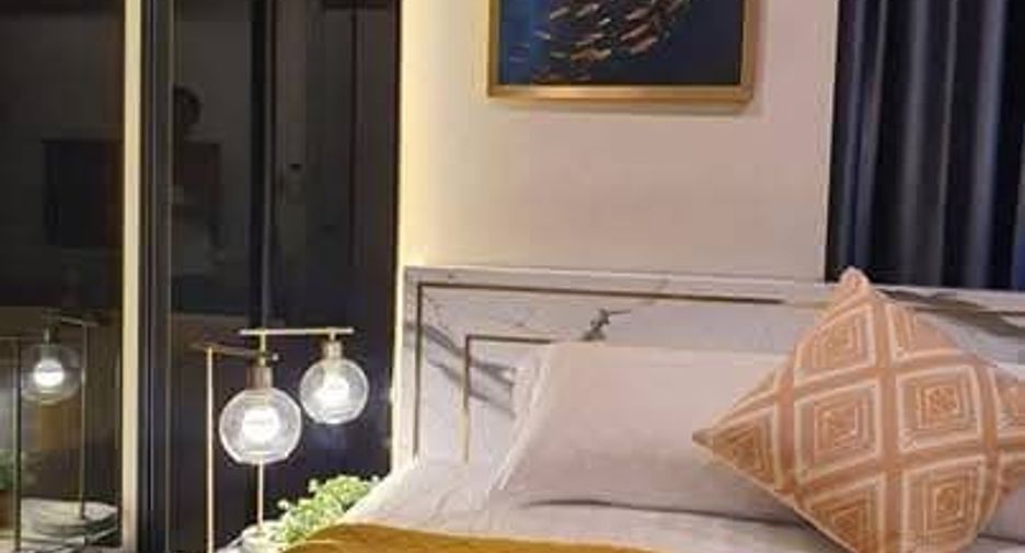 For rent 2 bedrooms condo in Phra Khanong, Bangkok