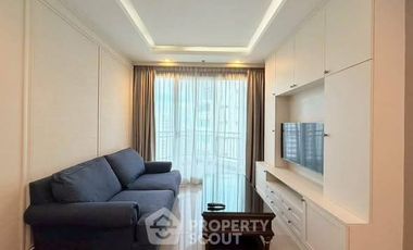 For rent 2 bedrooms condo in Huai Khwang, Bangkok