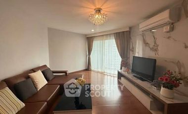 For rent 2 bedrooms condo in Huai Khwang, Bangkok