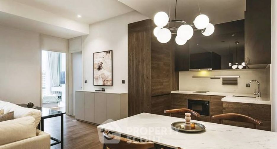 For rent 2 bedrooms condo in Pathum Wan, Bangkok