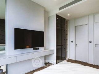 For rent 2 bedrooms condo in Pathum Wan, Bangkok