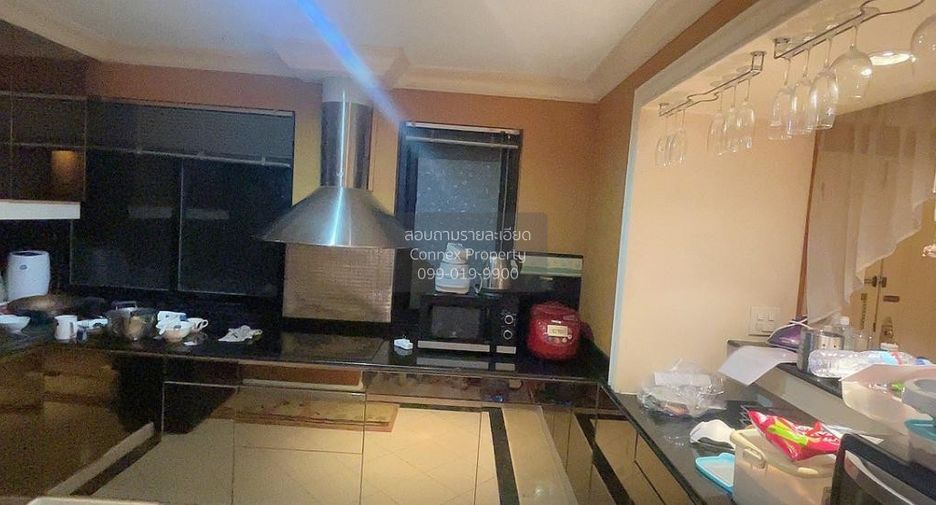 Condo en alquiler de 2 habitaciones en Khlong Toei, Bangkok