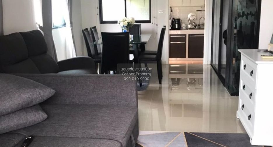 For rent 3 bedrooms house in Saphan Sung, Bangkok