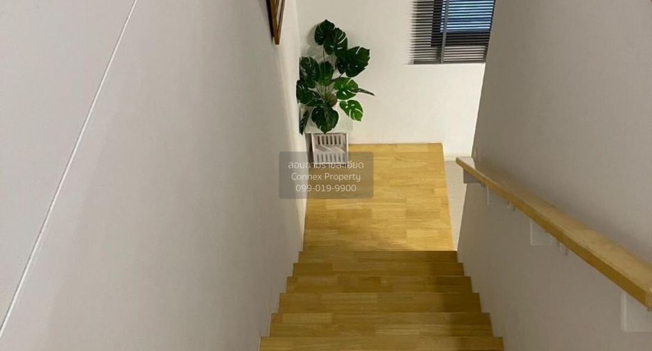 For rent 3 bedrooms house in Saphan Sung, Bangkok
