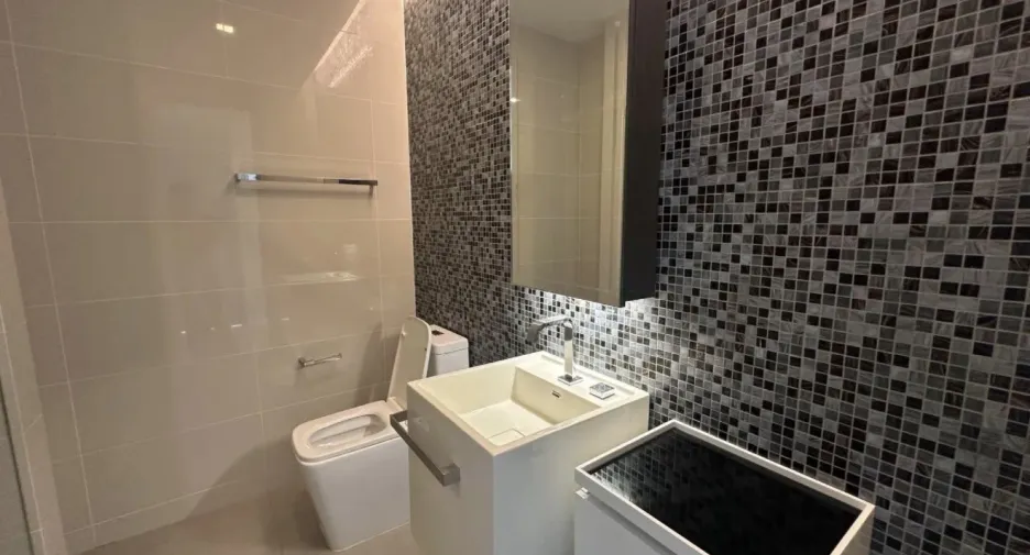 Wohnung zum Kauf mit 2 Zimmer in Bang Sue, Bangkok