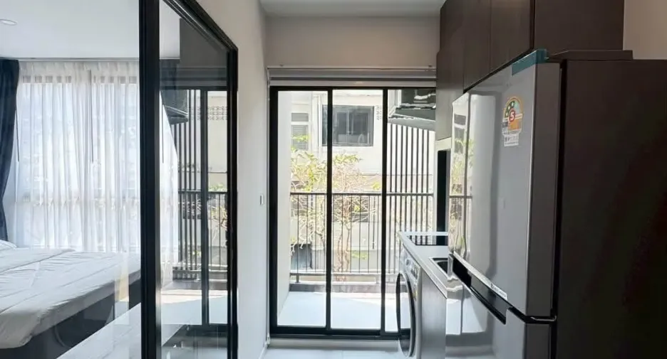Condo en alquiler de 1 habitaciones en Bang Na, Bangkok